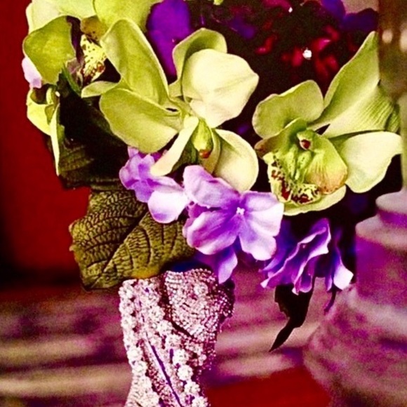 Black & Sexy Riveted Peep Toe Pumps - Picture 9 of 16